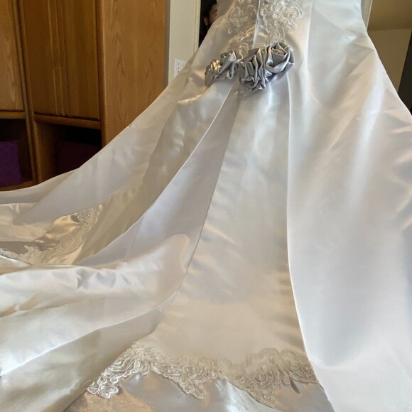 7) Wedding gown: Silver Lining - Picture 9 of 12
